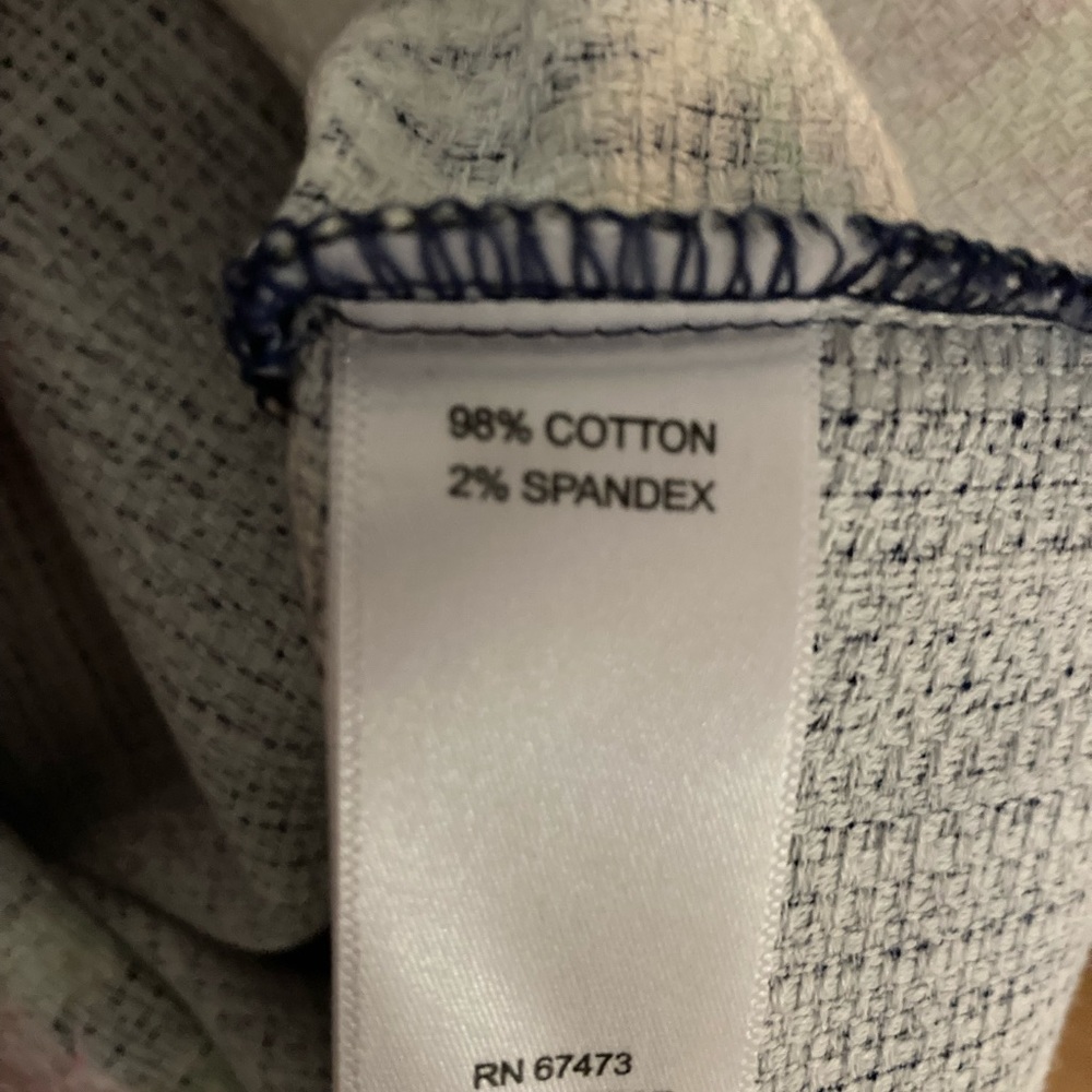 $6😍Bundled Passport Top - Picture 2 of 6